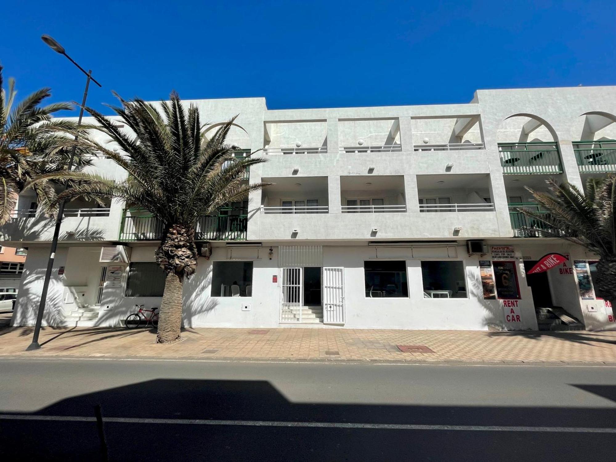 Corralejo Coliving By Amazzzing Travel 호스텔 외부 사진